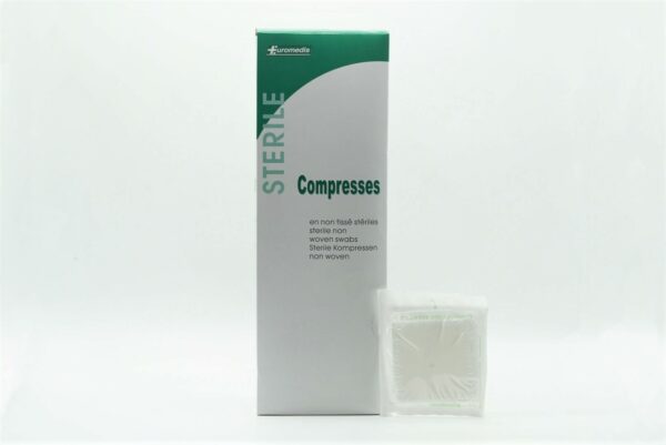 D182 Euromedis Sterile Non-Woven Swabs 7,5 x 7,5cm, 4 Ply 40gr 50pcs